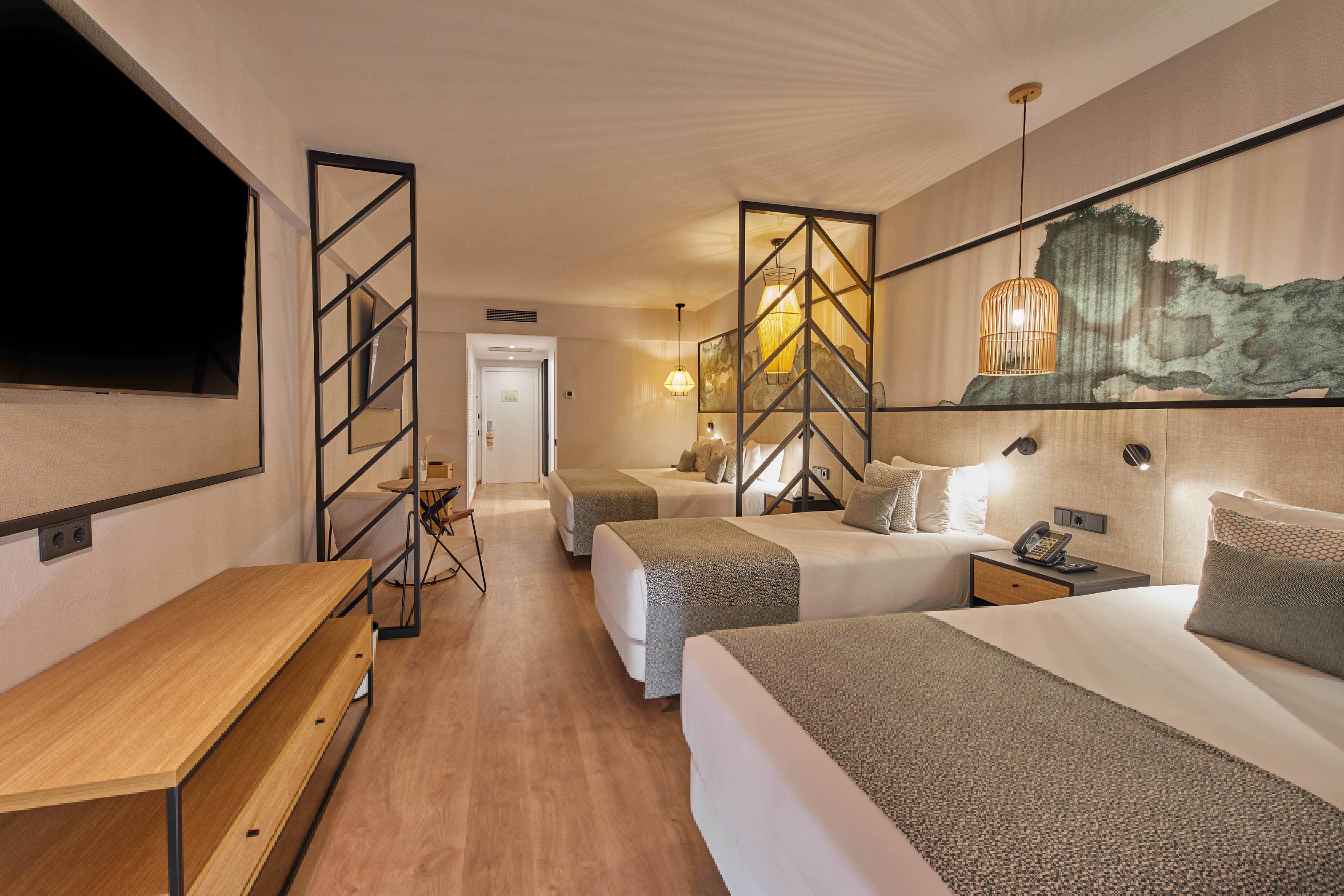 Dreams Lanzarote Playa Dorada Resort & Spa Playa Blanca  Exterior photo Family room