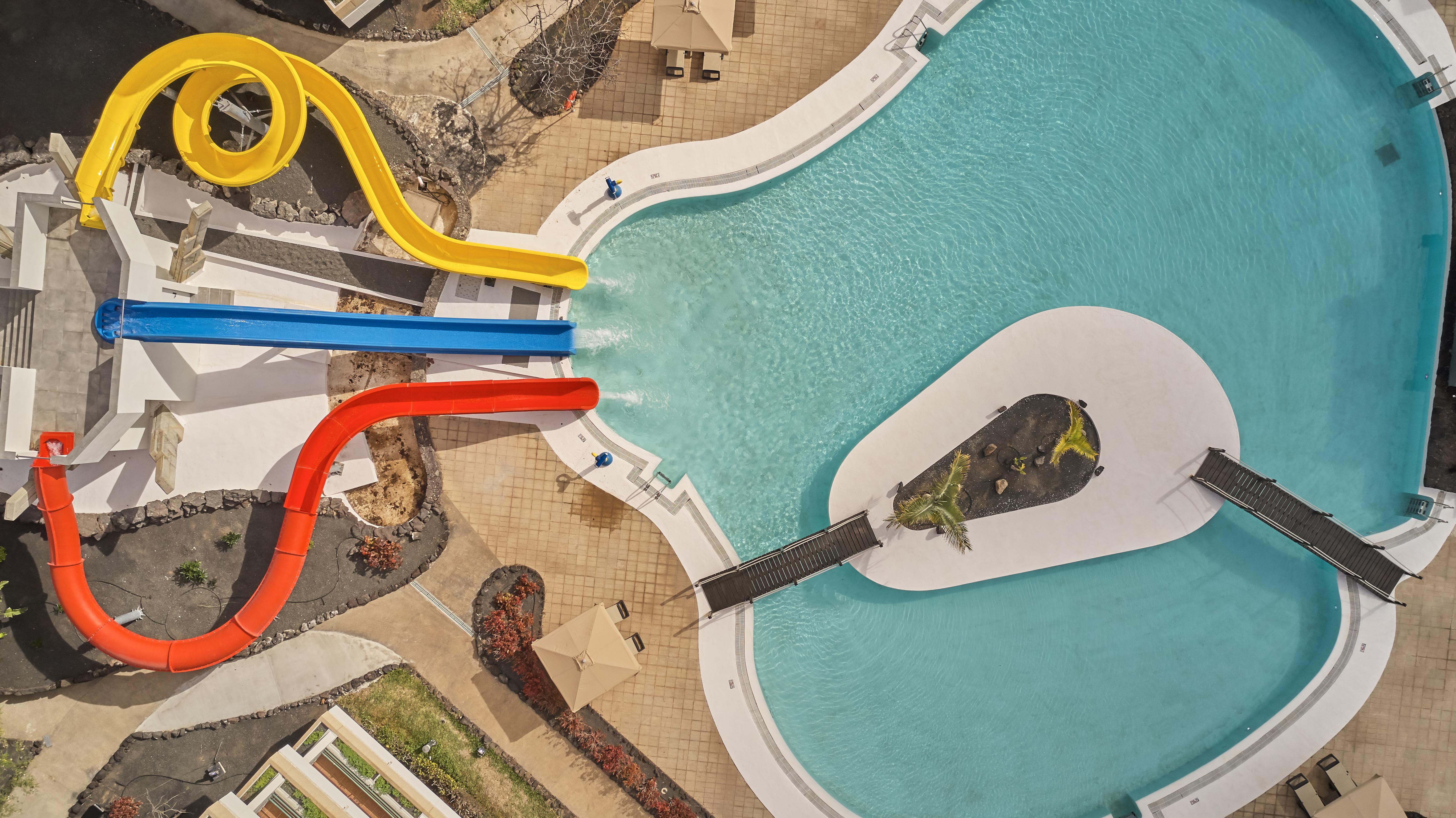 Dreams Lanzarote Playa Dorada Resort & Spa Playa Blanca  Exterior photo Aerial view of the water park