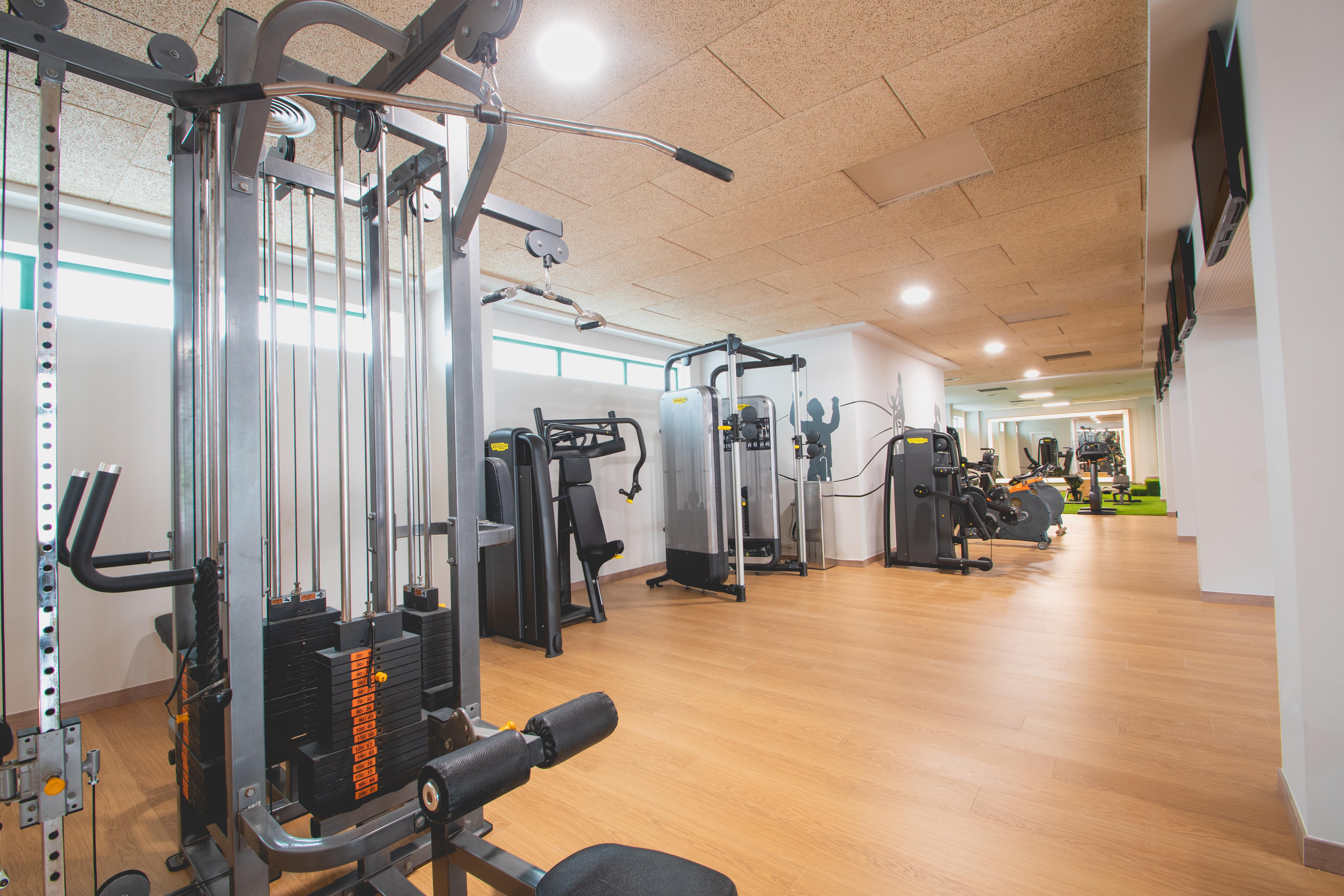 Dreams Lanzarote Playa Dorada Resort & Spa Playa Blanca  Exterior photo The gym at the hotel