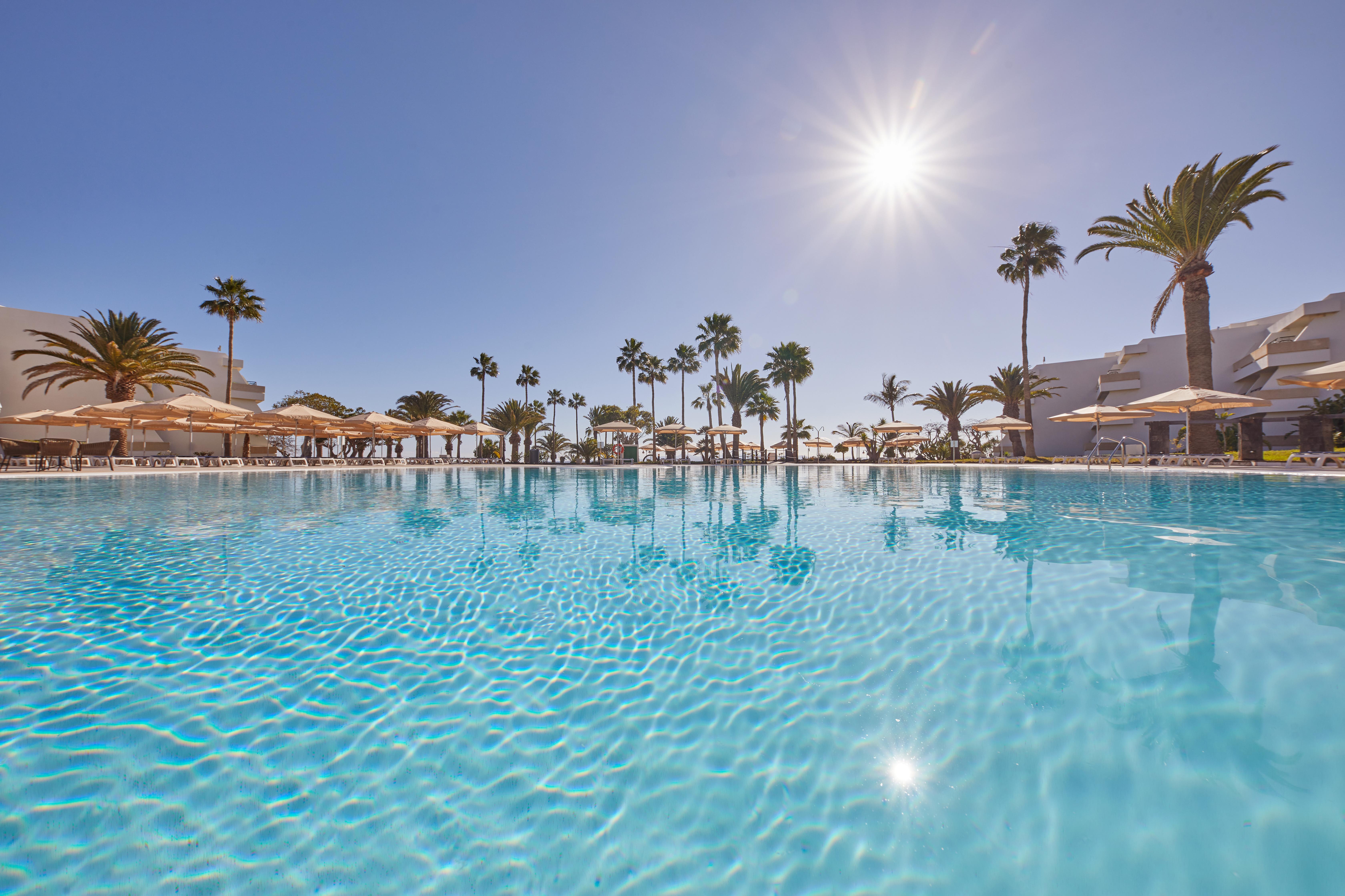 Dreams Lanzarote Playa Dorada Resort & Spa Playa Blanca  Exterior photo The swimming pool at the hotel